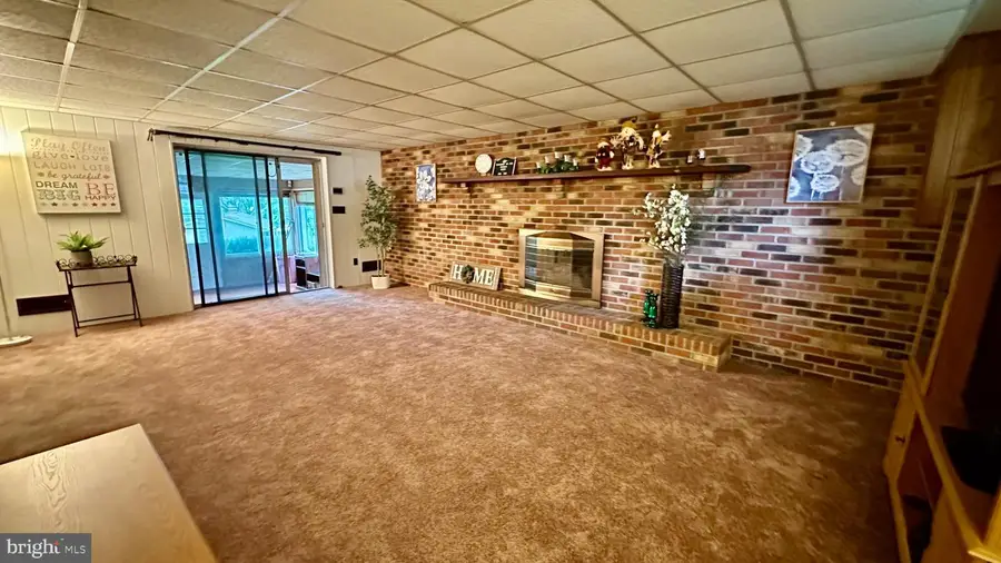 1508 Carriage Hill Dr, Westminster, MD 21157 - #3