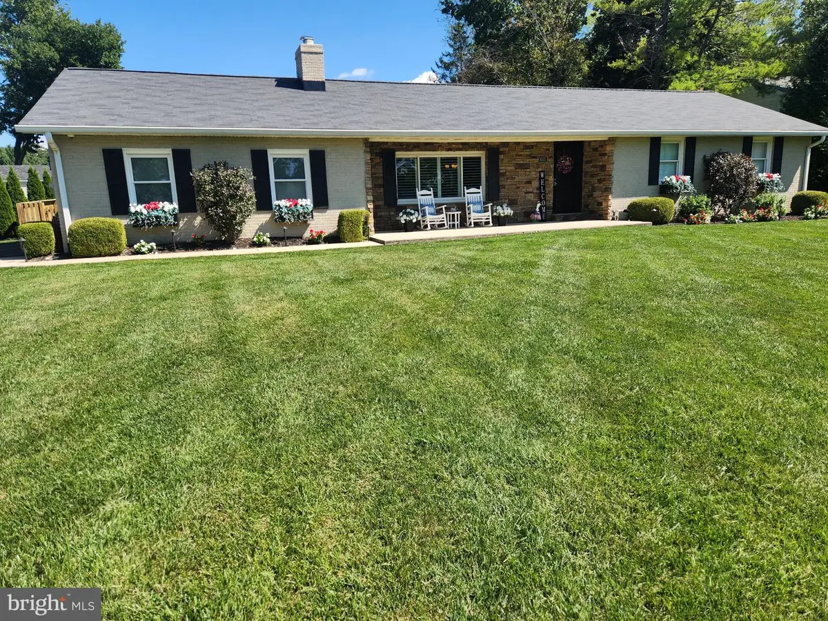 6501 White Rock Rd, Sykesville, MD 21784 - #1