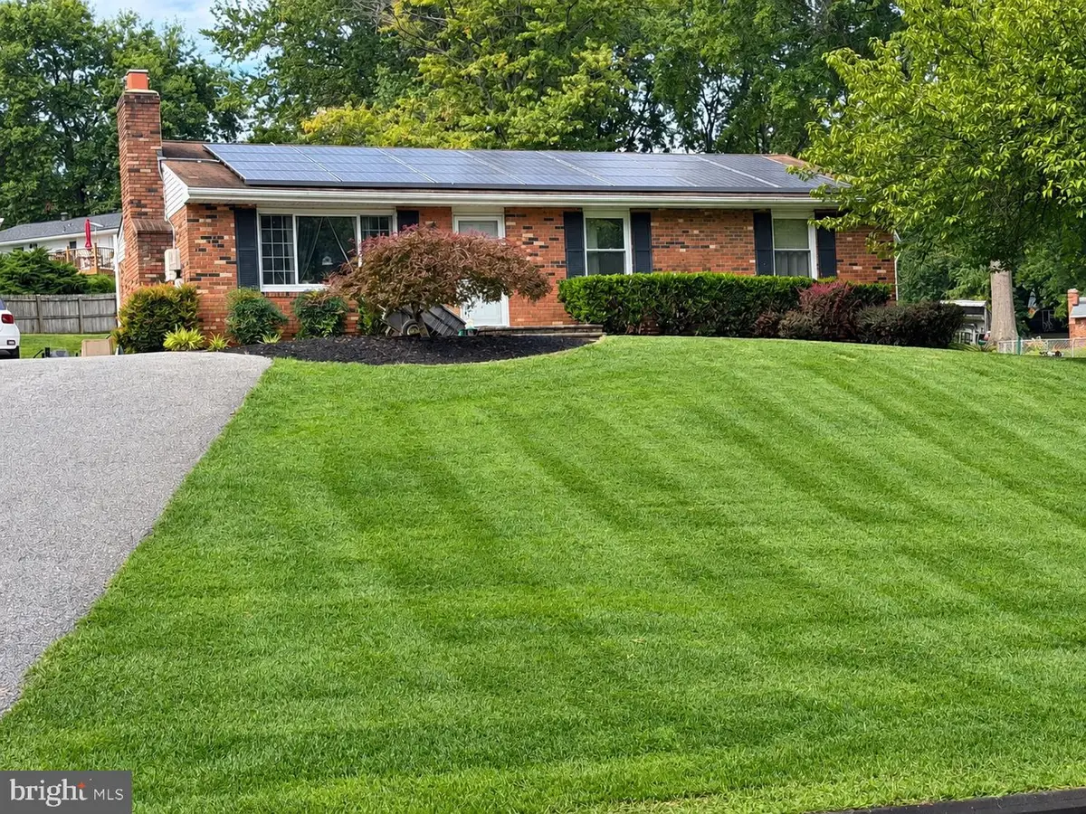 4302 Coolidge Ct, Sykesville, MD 21784 - #1
