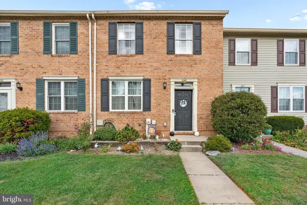 430 Logan Dr, WESTMINSTER, MD 21157