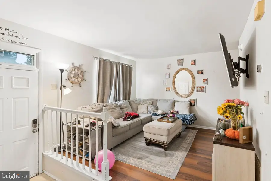 430 Logan Dr, Westminster, MD 21157 - #2