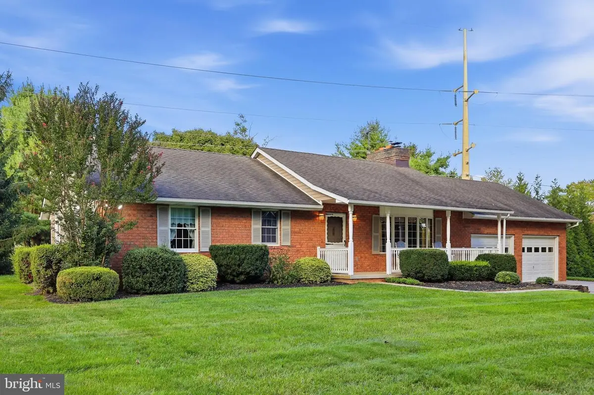 2862 Lawndale Rd, Finksburg, MD 21048 - #1
