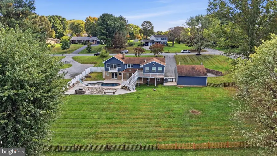 6916 Stratford Dr, Sykesville, MD 21784 - #2
