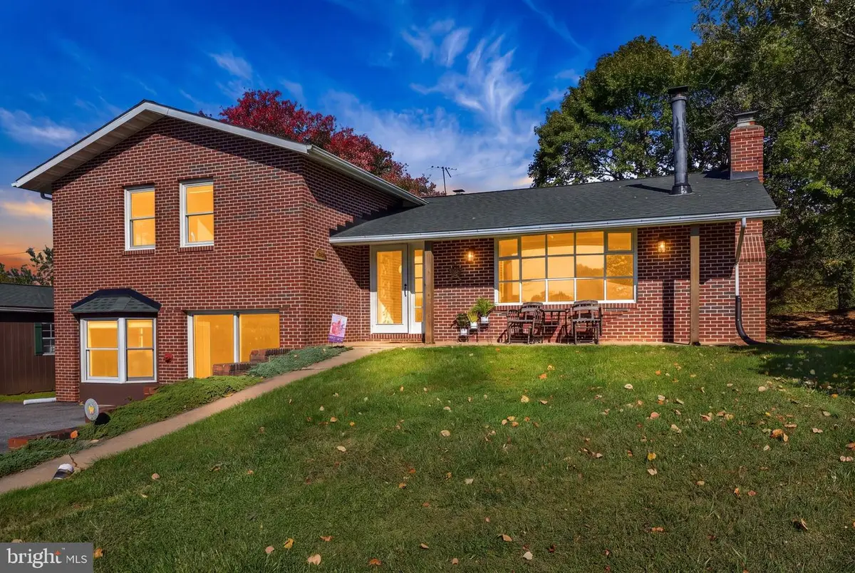 4284 Louisville Rd, Finksburg, MD 21048 - #1