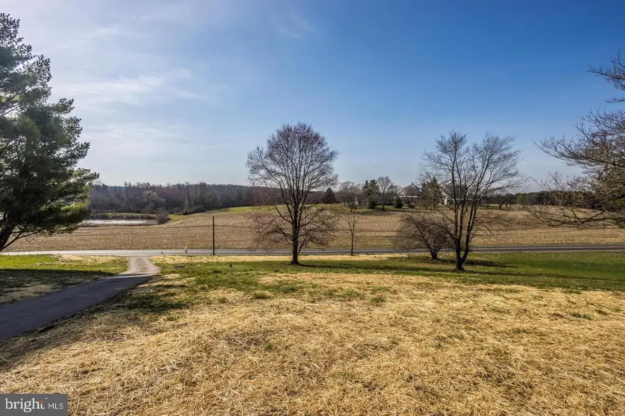 2014 E Mayberry Rd, Westminster, MD 21158 - #2