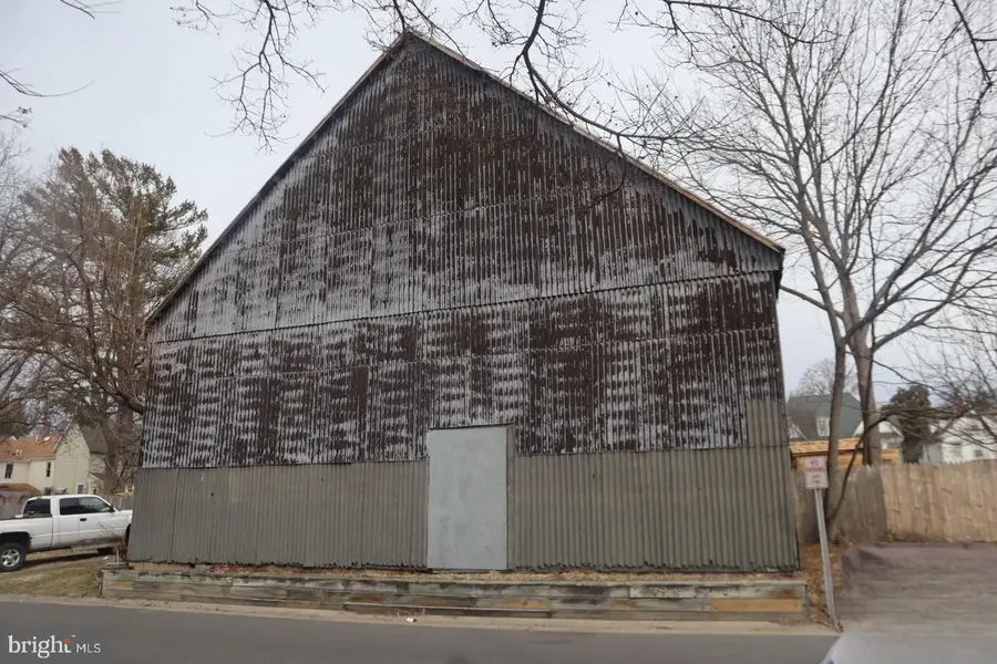 810 Locust St, Cambridge, MD 21613 - #2