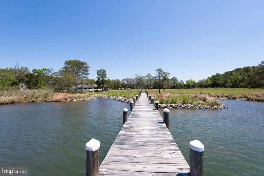 1661 Town Point Rd, Cambridge, MD 21613 - #2