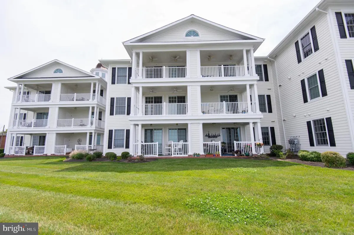 3 Oakley St #202, Cambridge, MD 21613 - #1