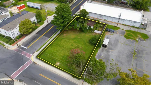111 Main St, HURLOCK, MD 21643