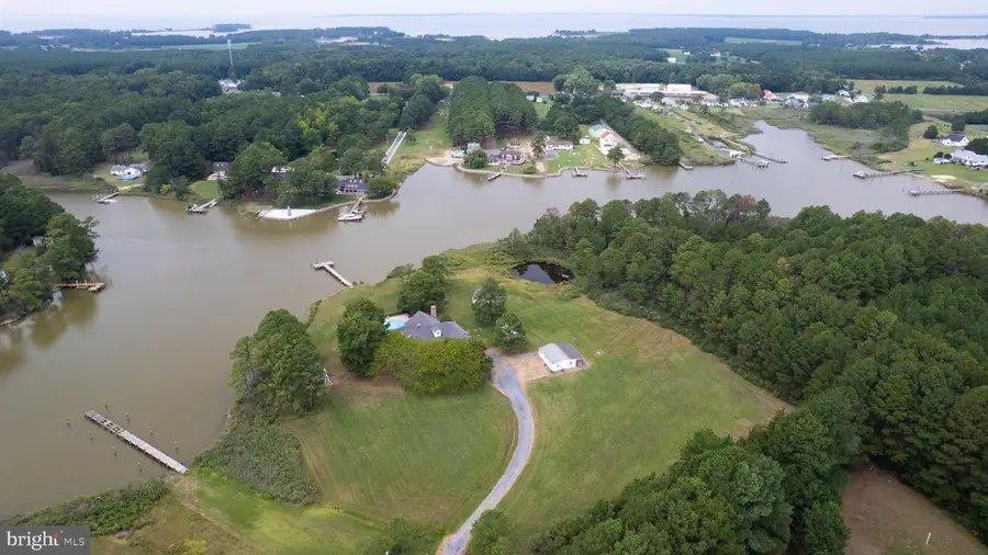 1001 Wagner Point Rd, Cambridge, MD 21613 - #2