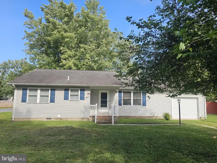 611 N Main St, Hurlock, MD 21643 - #2