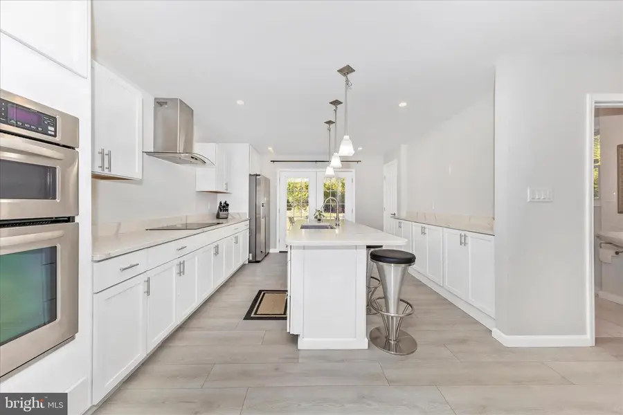 6216 Manor Woods Rd, Frederick, MD 21703 - Image #3