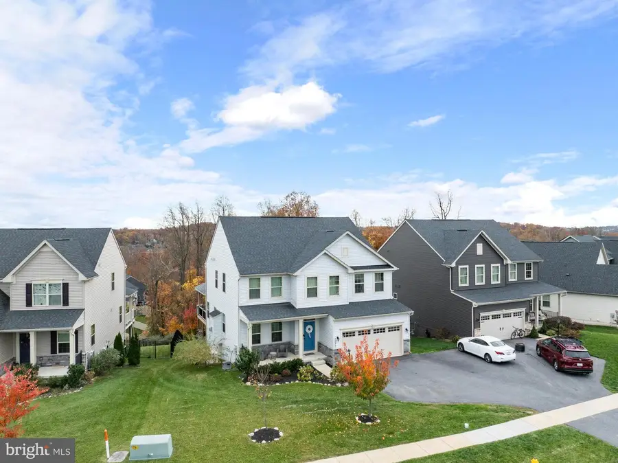 7031 Eaglehead Dr, New Market, MD 21774 - Image #2