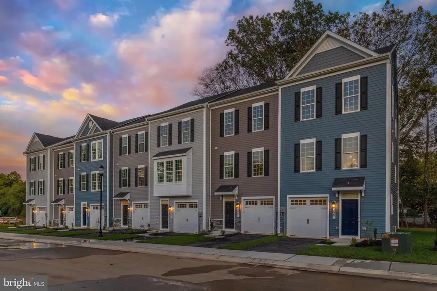 306b Baughmans Ln, Frederick, MD 21702 - Image #2