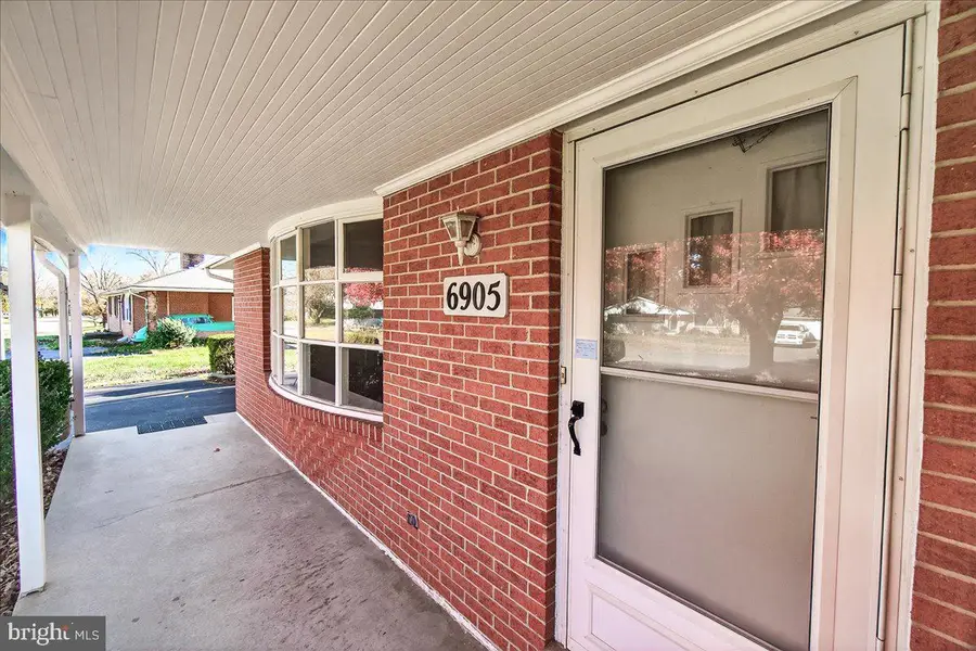 6905 Vista Dr, Frederick, MD 21702 - Image #3