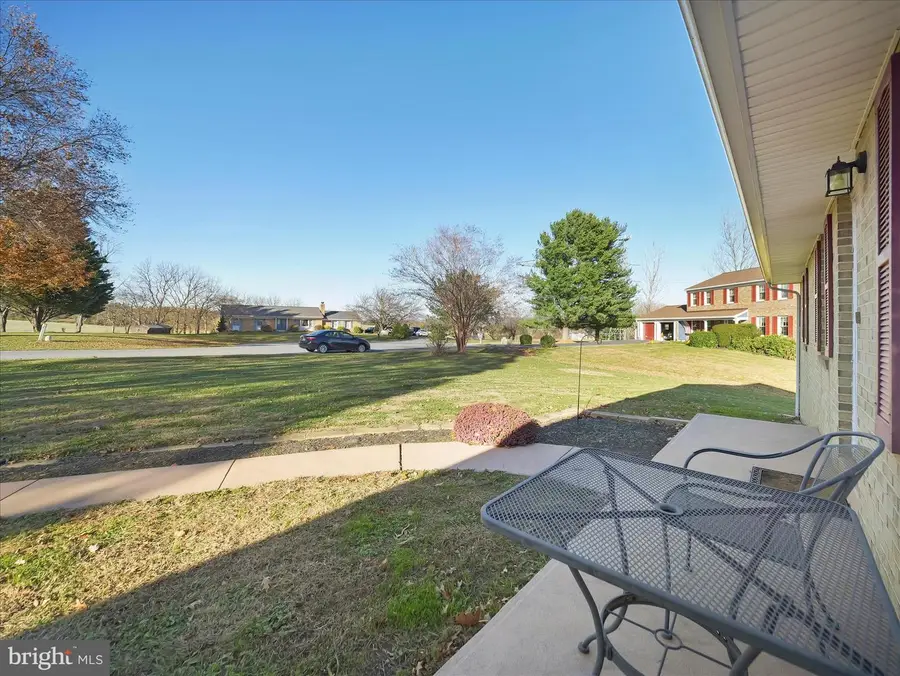 6527 Morningside Ct, Middletown, MD 21769 - Image #2