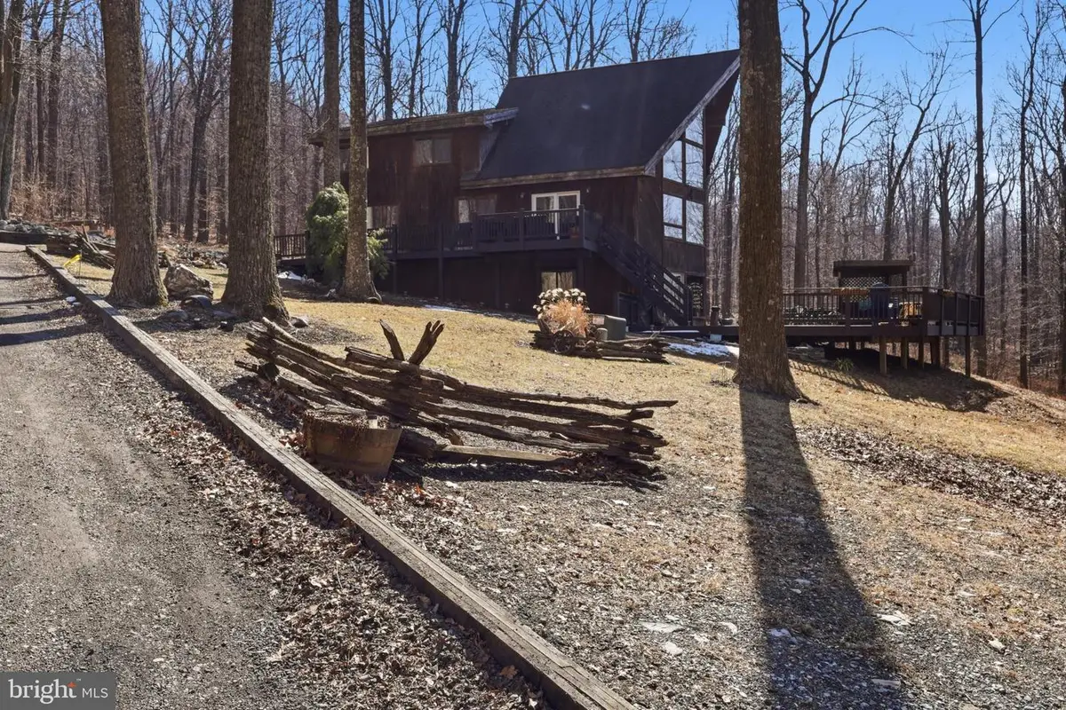 8939 Hawbottom Rd, Middletown, MD 21769 - #1