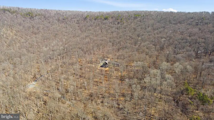 8939 Hawbottom Rd, Middletown, MD 21769 - #2