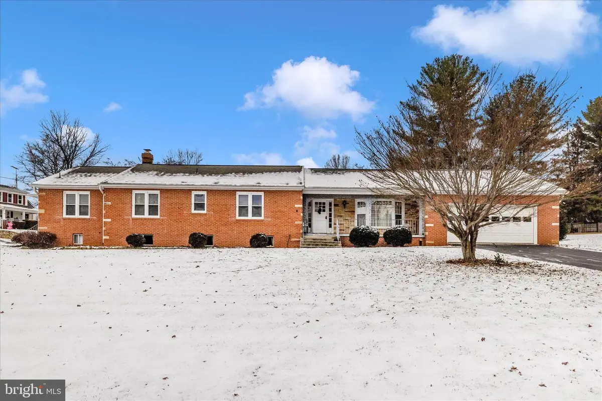 215 Broad St, Middletown, MD 21769 - Image #1