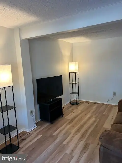 1752 Springfield Ln, Frederick, MD 21701 - Image #3