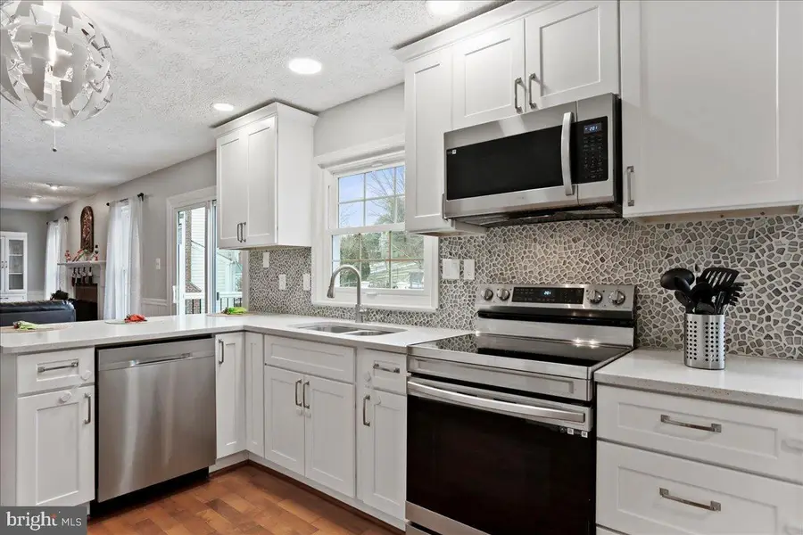 10659 Finn Dr, New Market, MD 21774 - Image #3