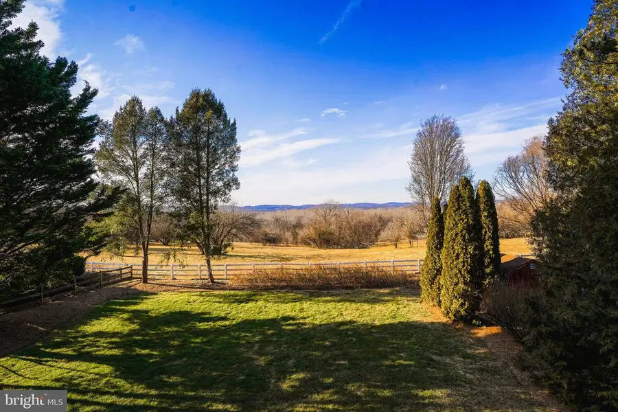 3415 Tudor Dr, Adamstown, MD 21710 - Image #2