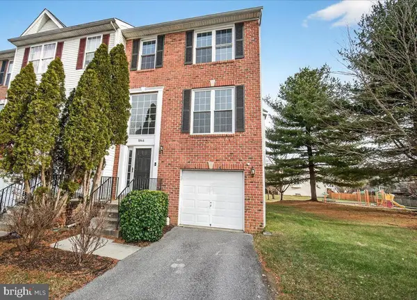 1944 Crossing Stone Ct, FREDERICK, MD 21702