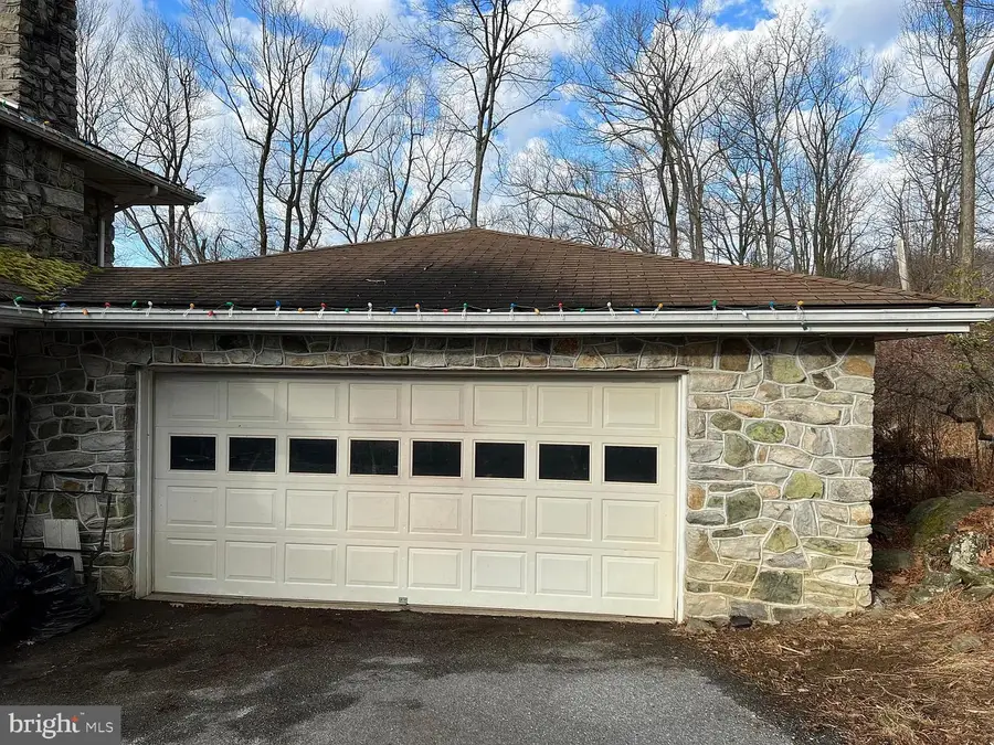 16834 Buck Lantz Rd, Sabillasville, MD 21780 - Image #3