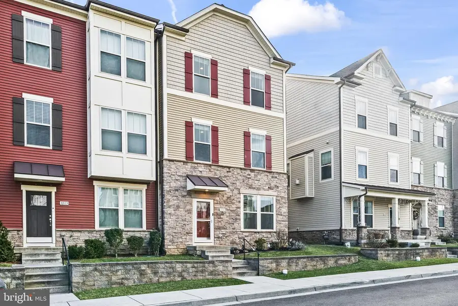 8811 Shady Pines Dr, Frederick, MD 21704 - #2