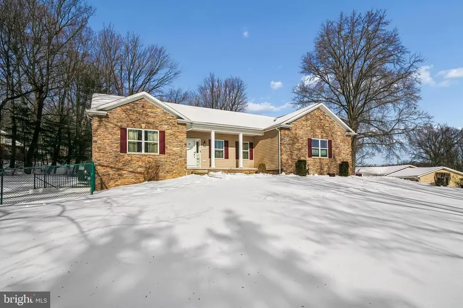 7206 Drought Spring Dr, Frederick, MD 21702 - Image #3