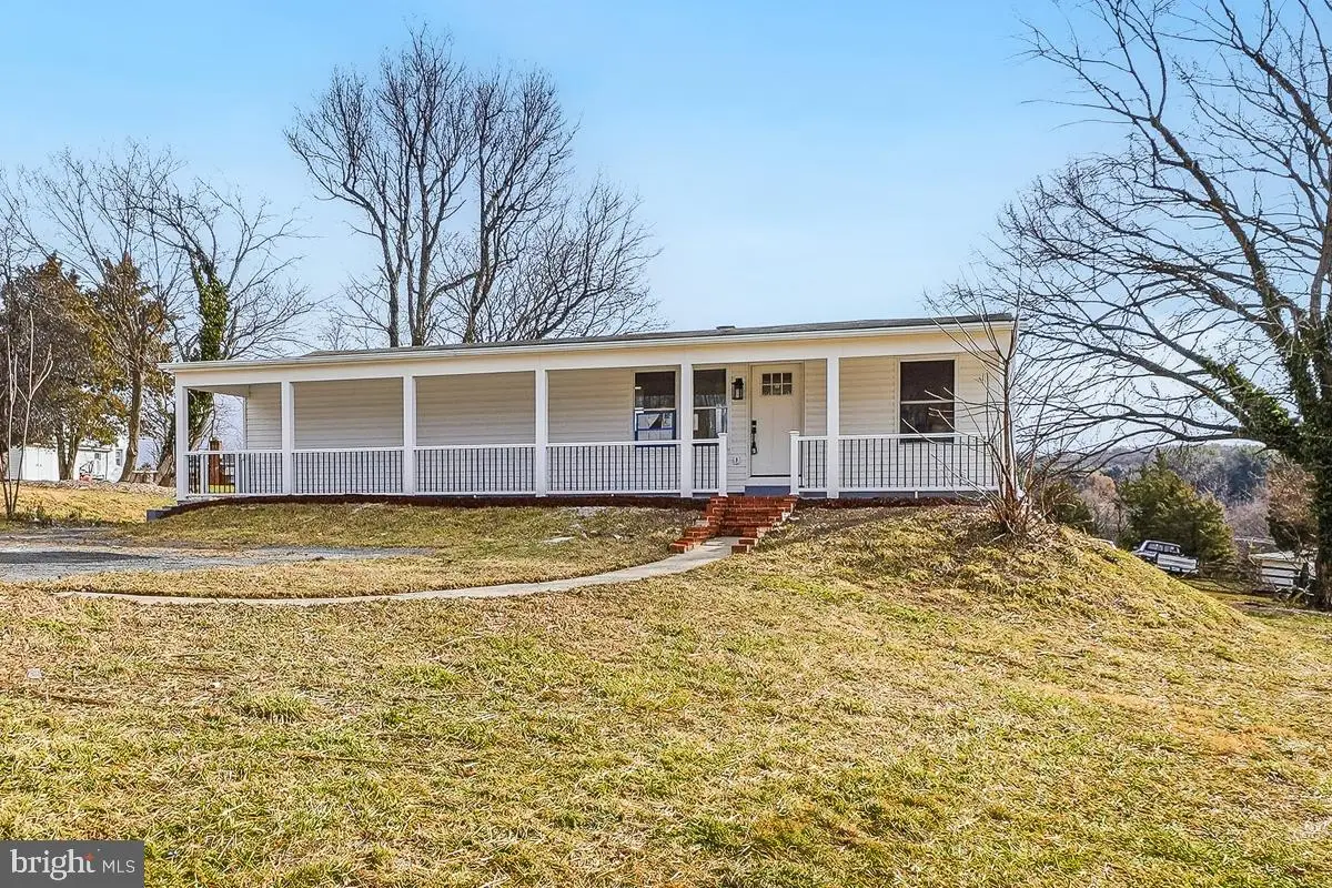 5717 Shaw Dr, Frederick, MD 21704 - #1