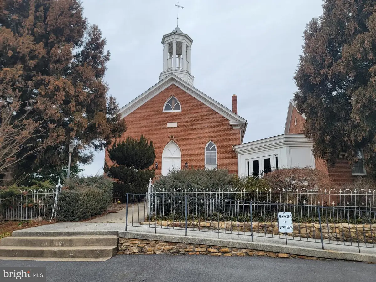 8325 Yellow Springs Rd, Frederick, MD 21702 - Image #1