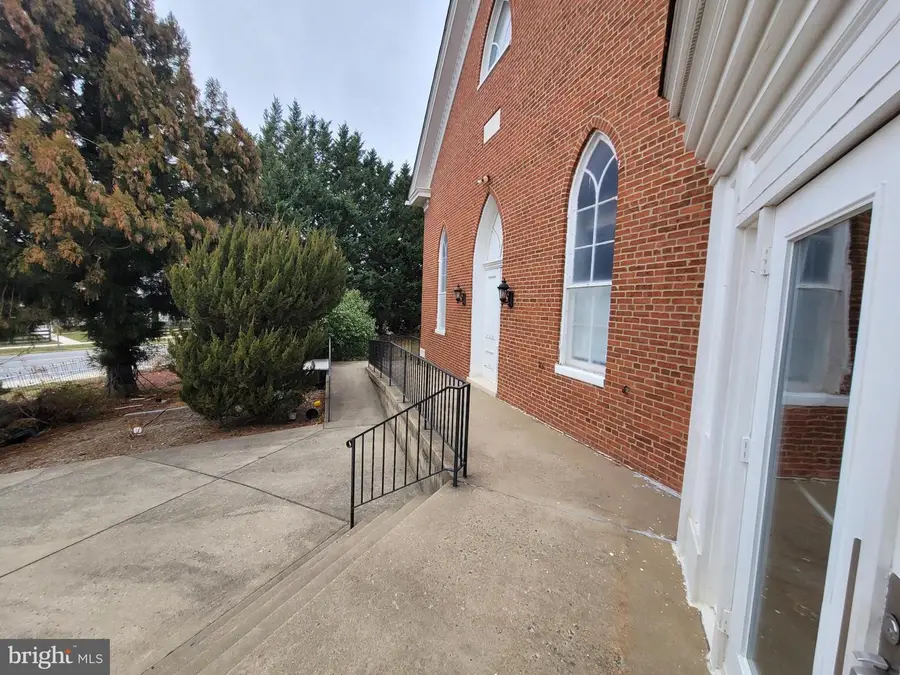 8325 Yellow Springs Rd, Frederick, MD 21702 - Image #2