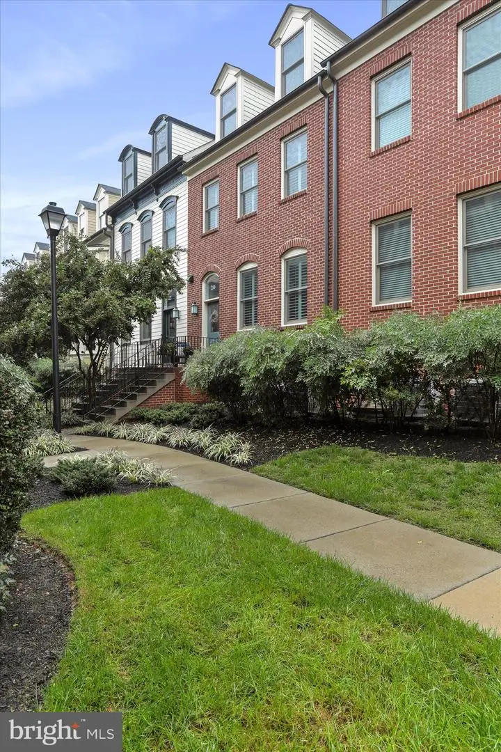 20 Maxwell Sq, Frederick, MD 21701 - Image #1