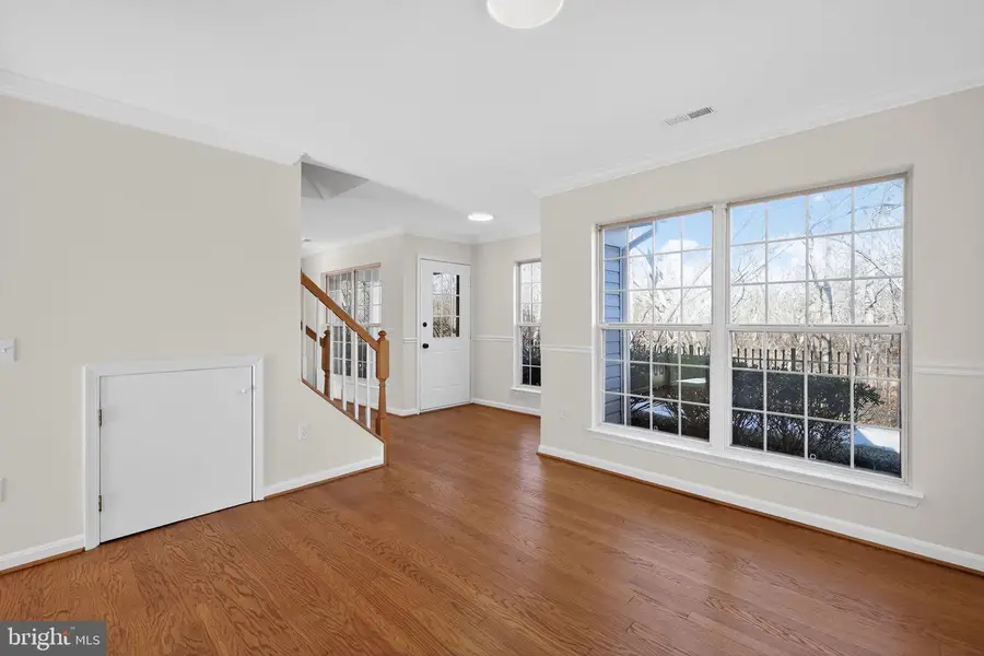 833 Waterford Dr, Frederick, MD 21702 - Image #3