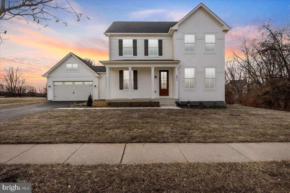 641 Swallowtail Dr, Frederick, MD 21703 - Image #1