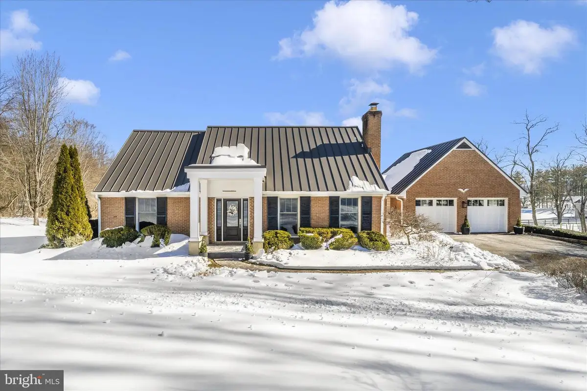 6501 Green Valley Rd, New Market, MD 21774 - #1