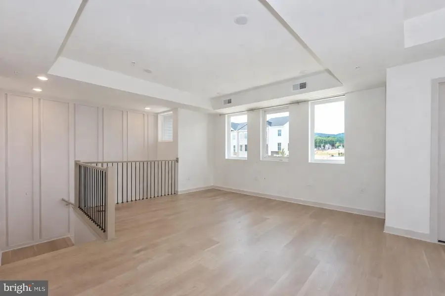 710-b Iron Forge Rd, Frederick, MD 21702 - Image #3