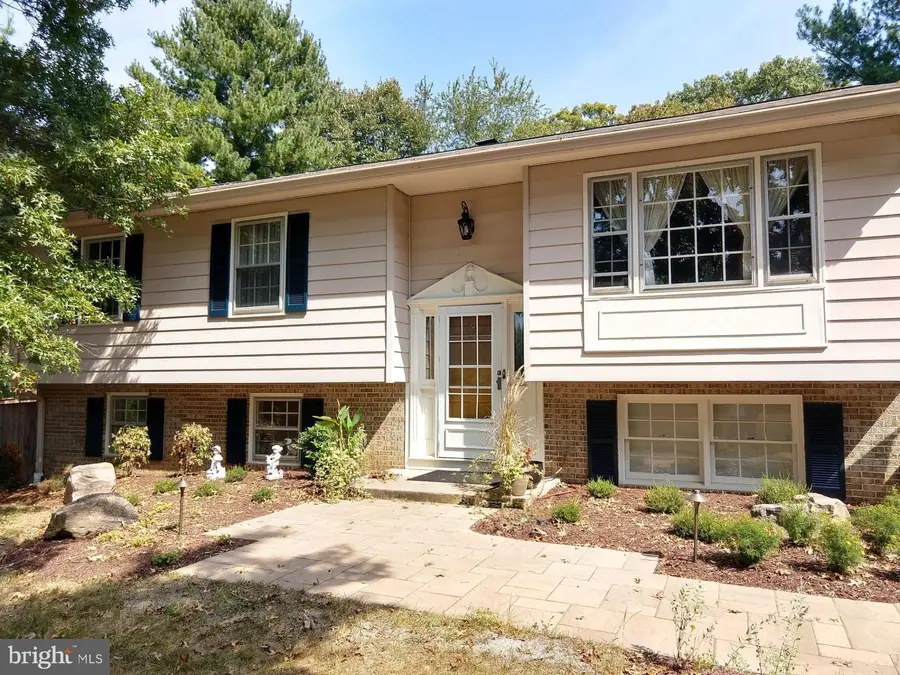 8602 Burnt Hickory Cir, Frederick, MD 21704 - #2