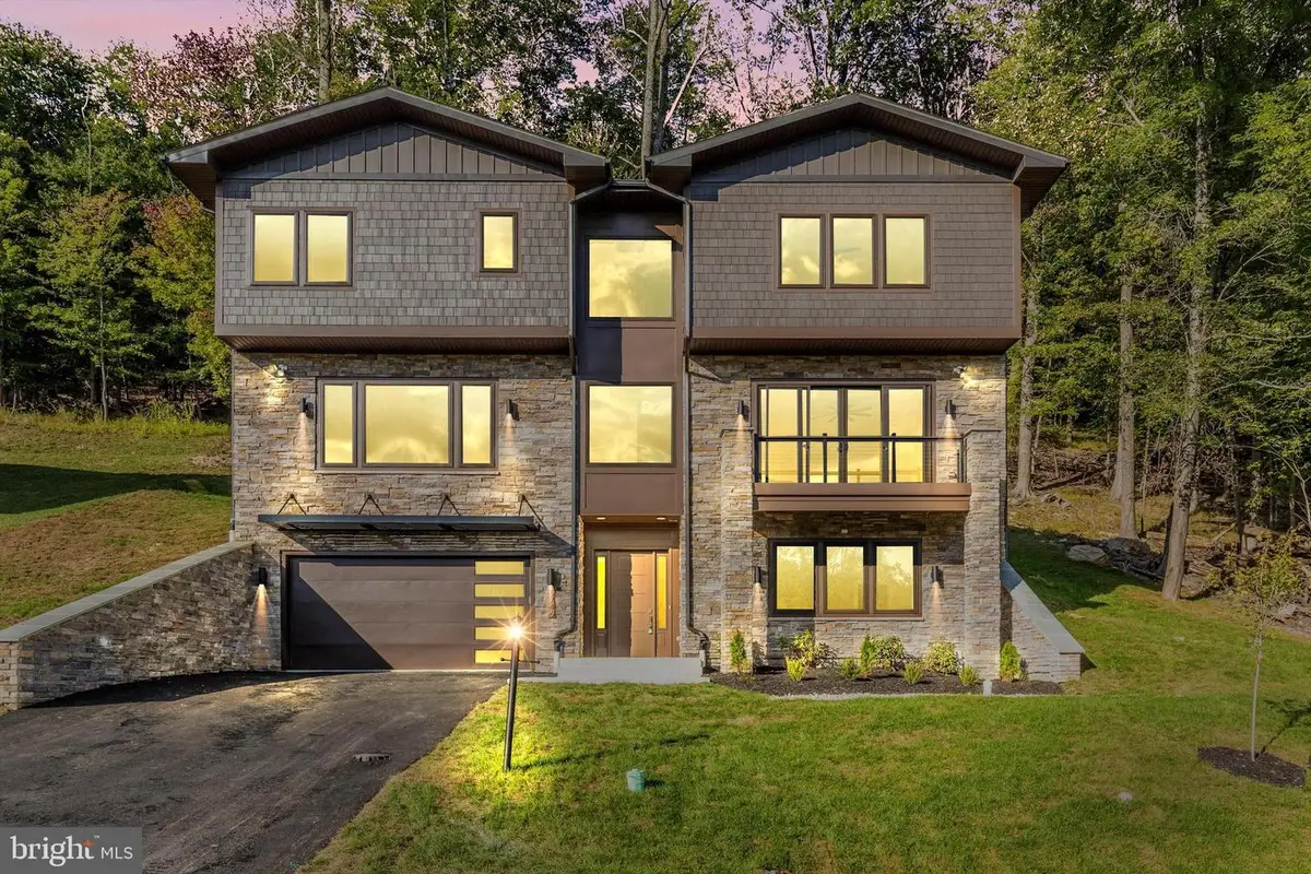 6748 Accipiter Dr, New Market, MD 21774 - #1