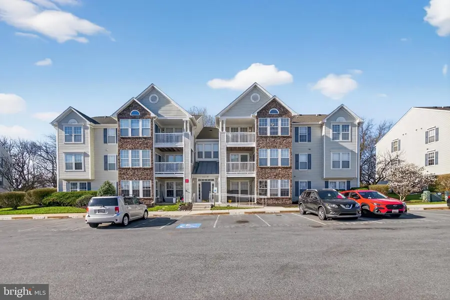 6409 Weatherby Ct #m, Frederick, MD 21703 - #2