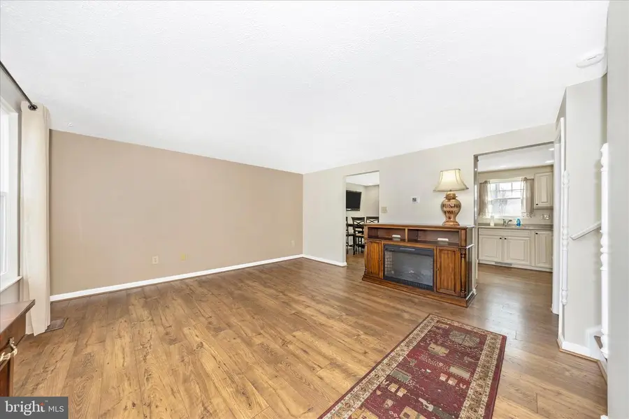 9429 Highlander Ct, Walkersville, MD 21793 - #3