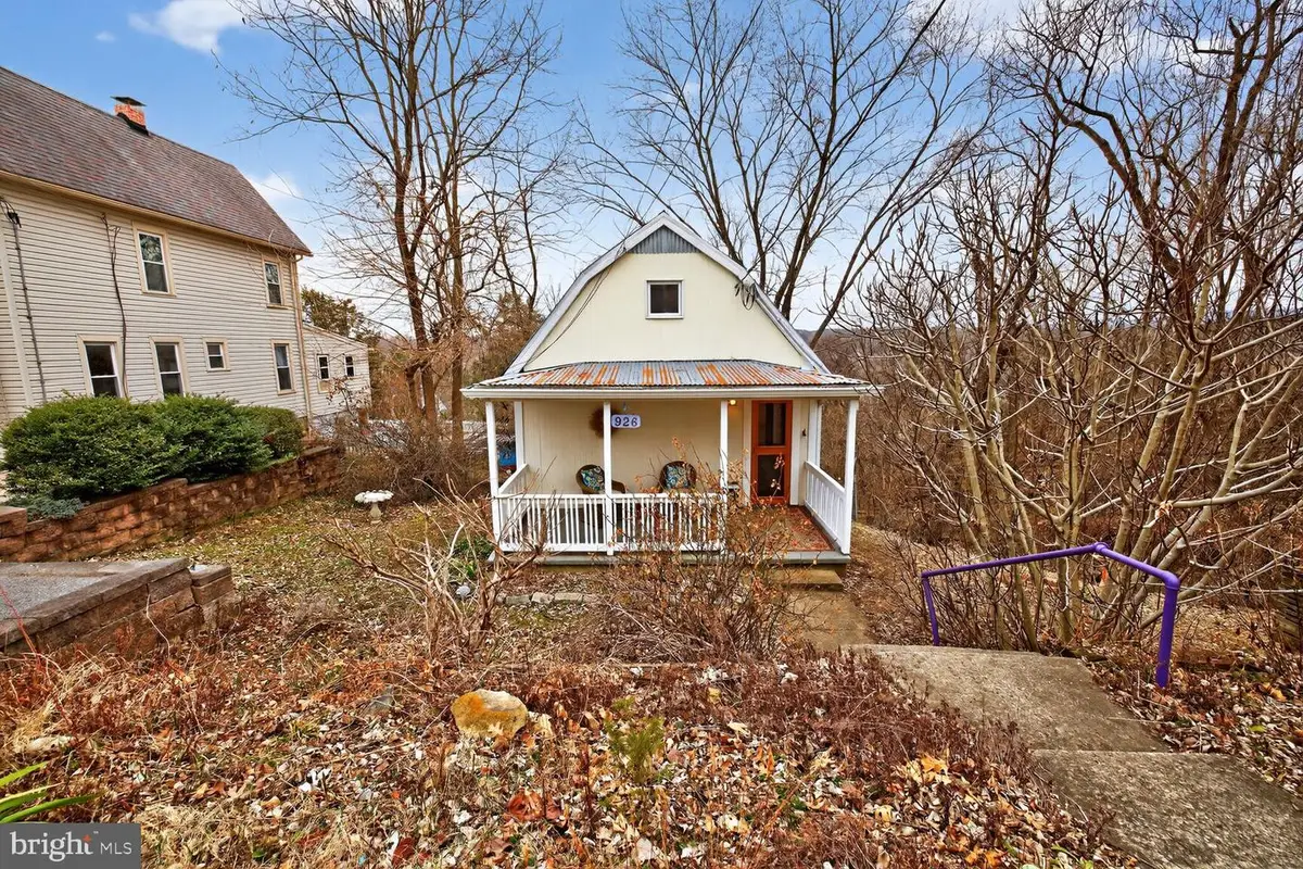 926 E A St, Brunswick, MD 21716 - #1