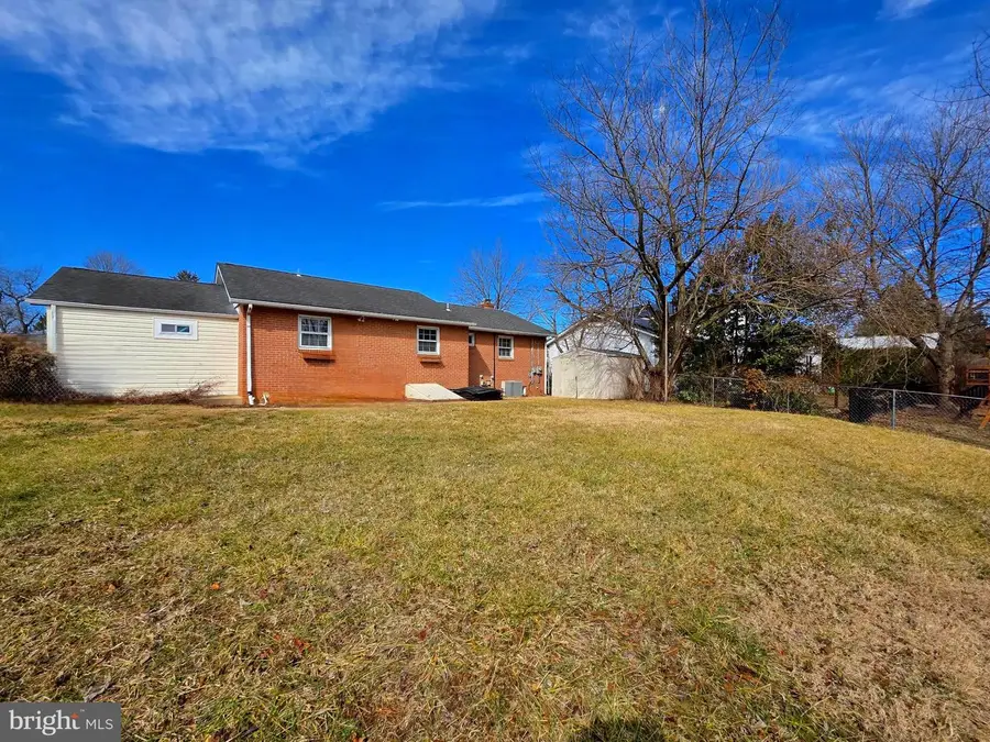 273 Wyngate Dr, Frederick, MD 21701 - #2