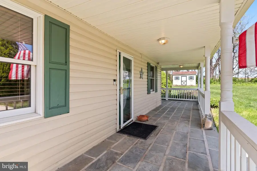 5002-d Burkittsville Rd, Jefferson, MD 21755 - #3