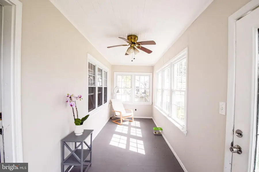 9 Lombard St, Thurmont, MD 21788 - #3