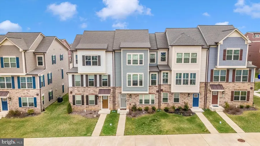 3727 Stone Barn Dr, Frederick, MD 21704 - #2