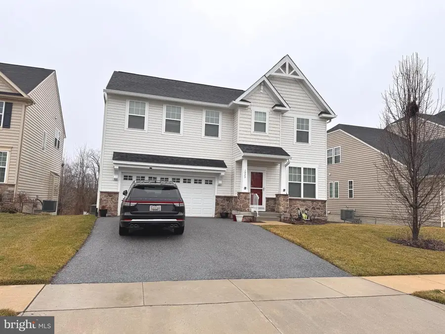 1925 Washburn Ct, Frederick, MD 21702 - #2