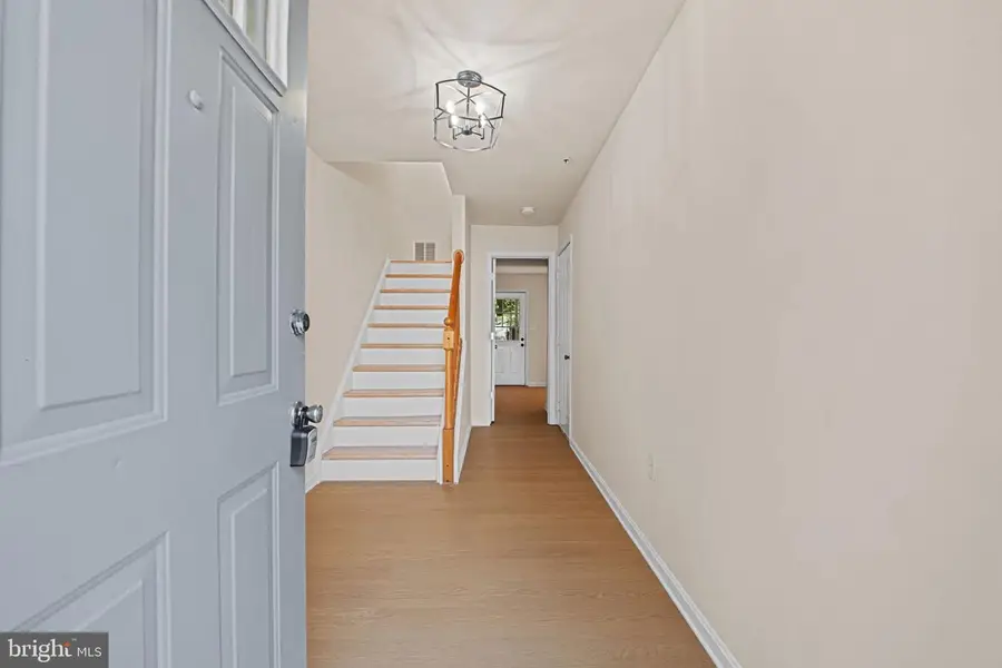 1330 Hampshire Dr #7e, Frederick, MD 21702 - #3