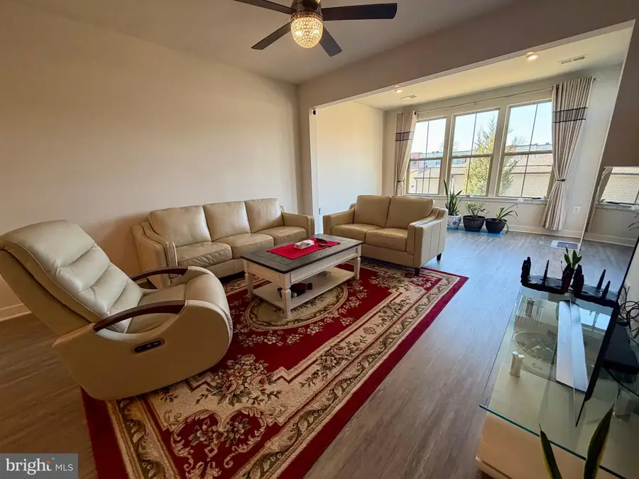 3264 Starlight St, Frederick, MD 21704 - #2